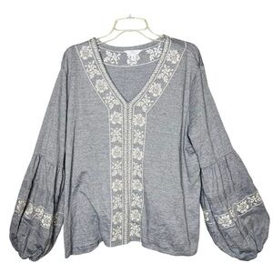 Time and Tru Gray Balloon Sleeve V-Neck Blouse
